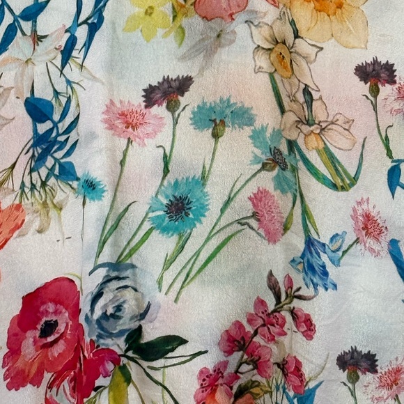 Feathers by Tolani Farah Bloom Popover Floral Blouse Embroidered Edge Top - Picture 8 of 9